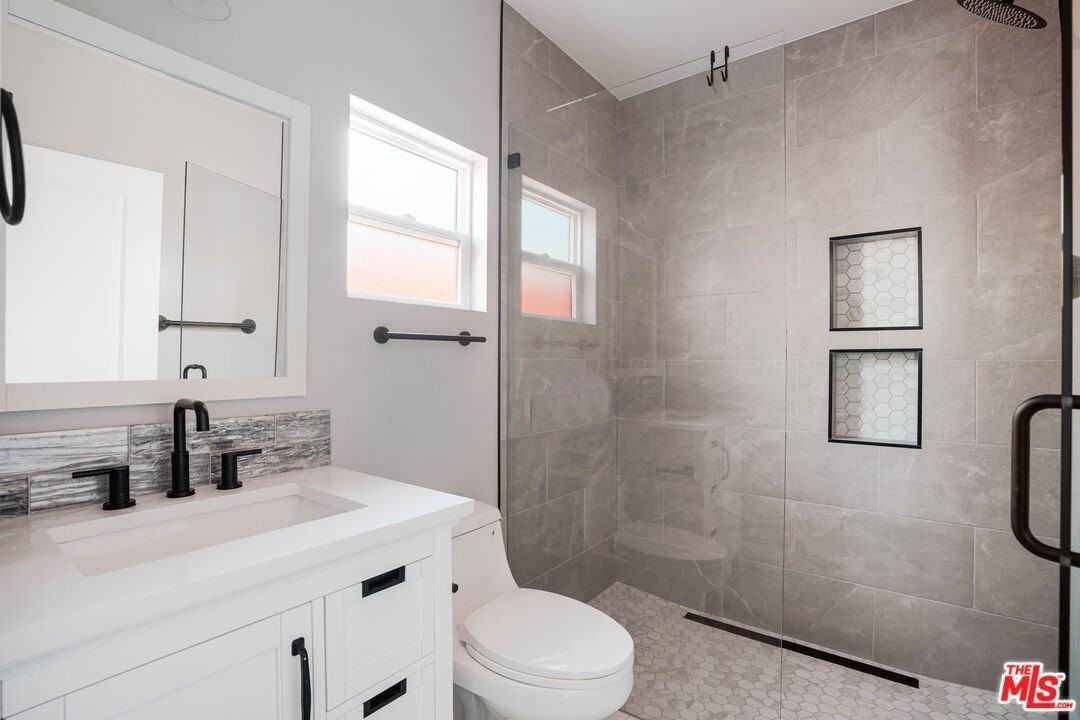 21303 Celes Street - Photo 5 of 9