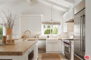 featured image of 6456 Sycamore Meadows Dr