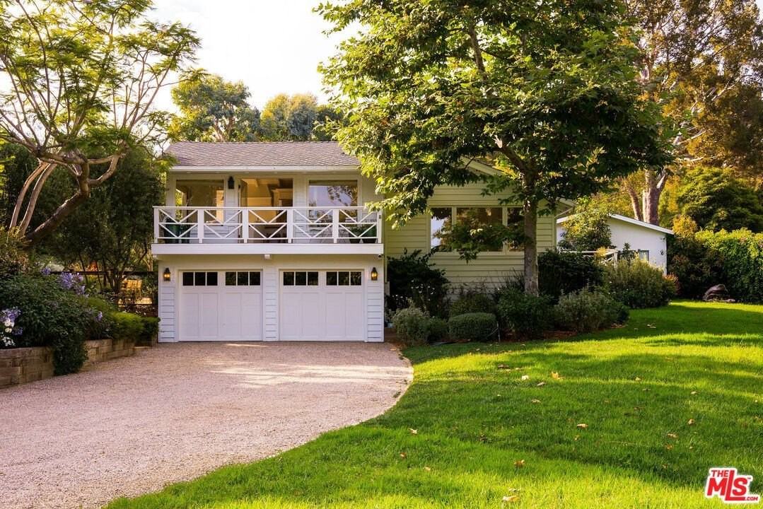 6456 Sycamore Meadows Drive - Photo 4 of 34