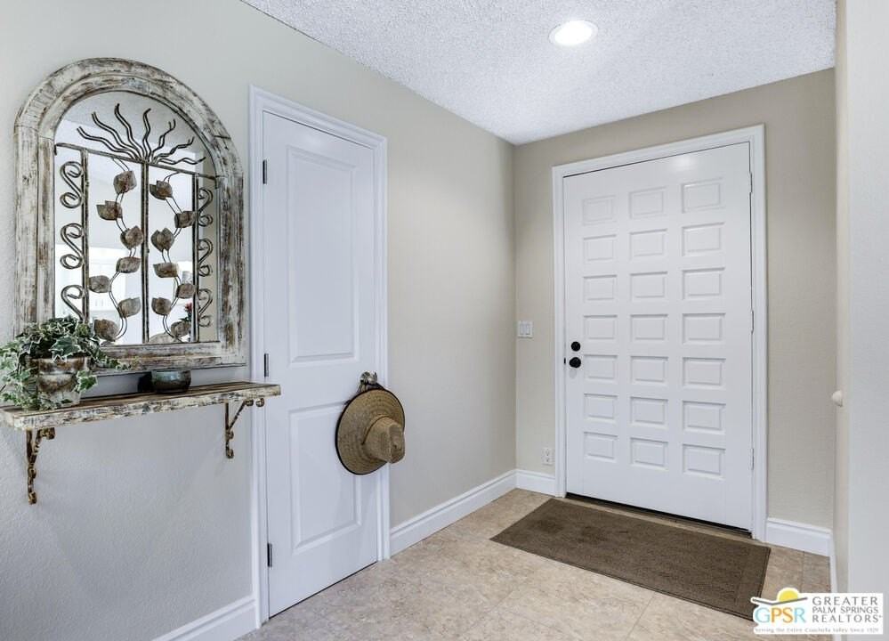 223 Serena Drive - Photo 3 of 19