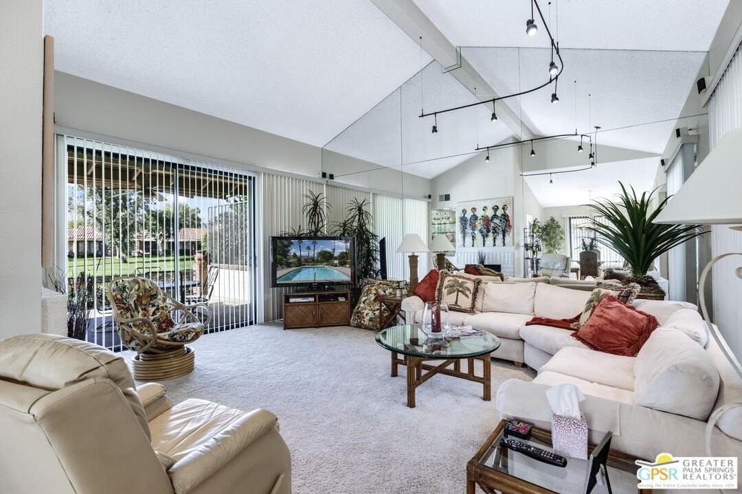 223 Serena Drive - Photo 5 of 19