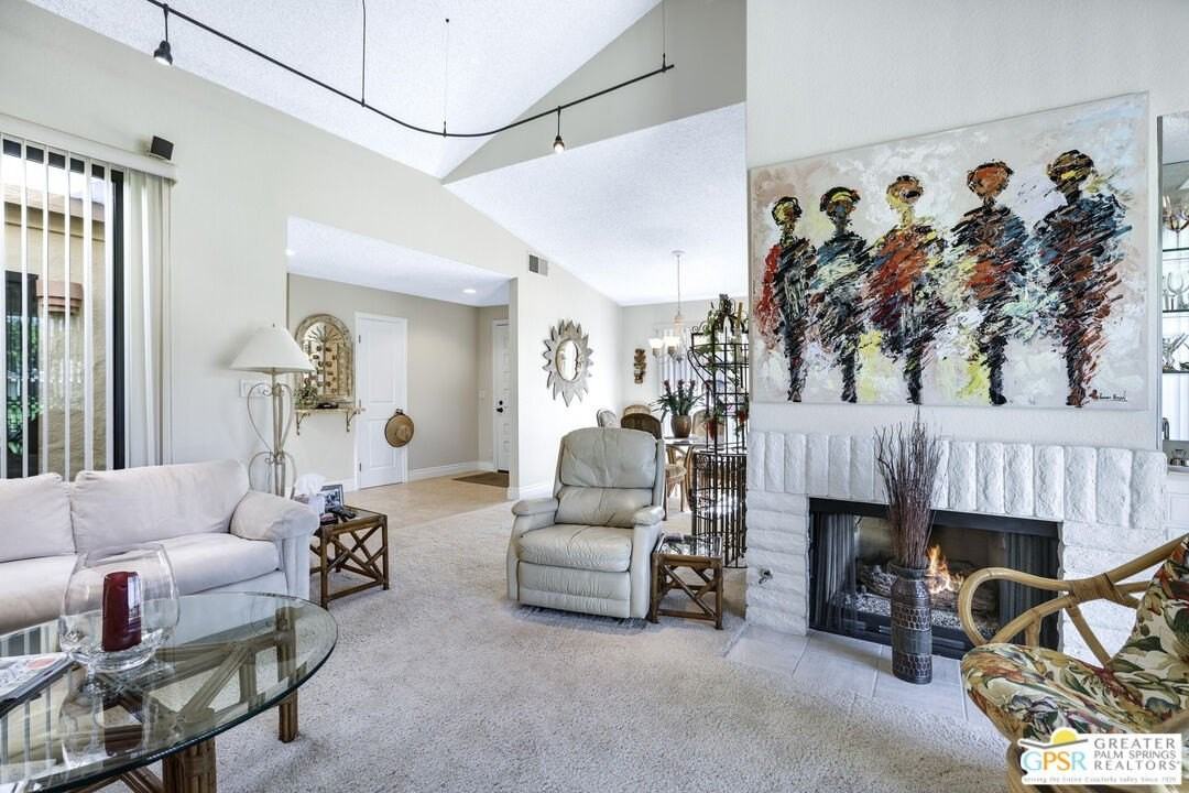 223 Serena Drive - Photo 6 of 19