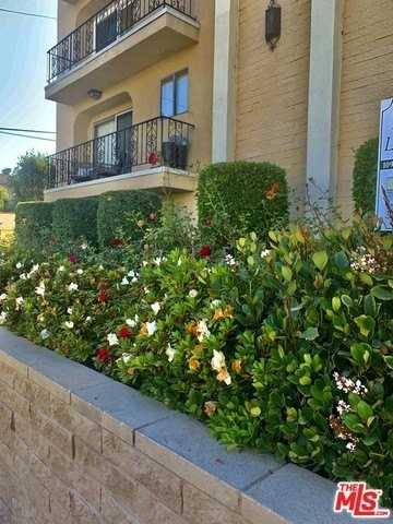 1097 South Bedford Drive #101 - Photo 4 of 36