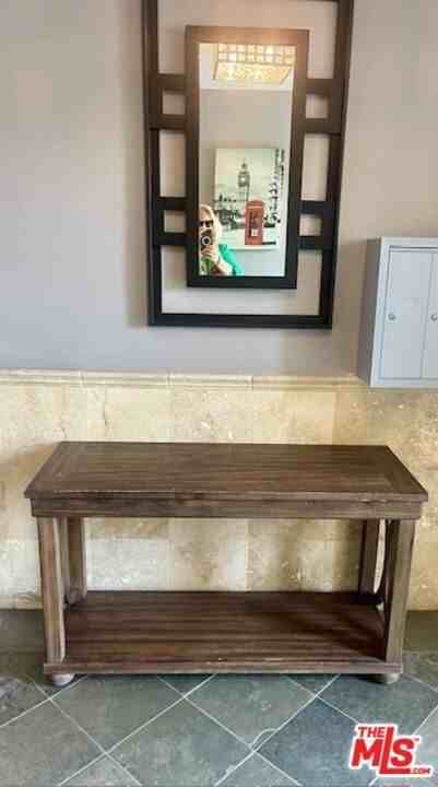 1097 South Bedford Drive #101 - Photo 7 of 36