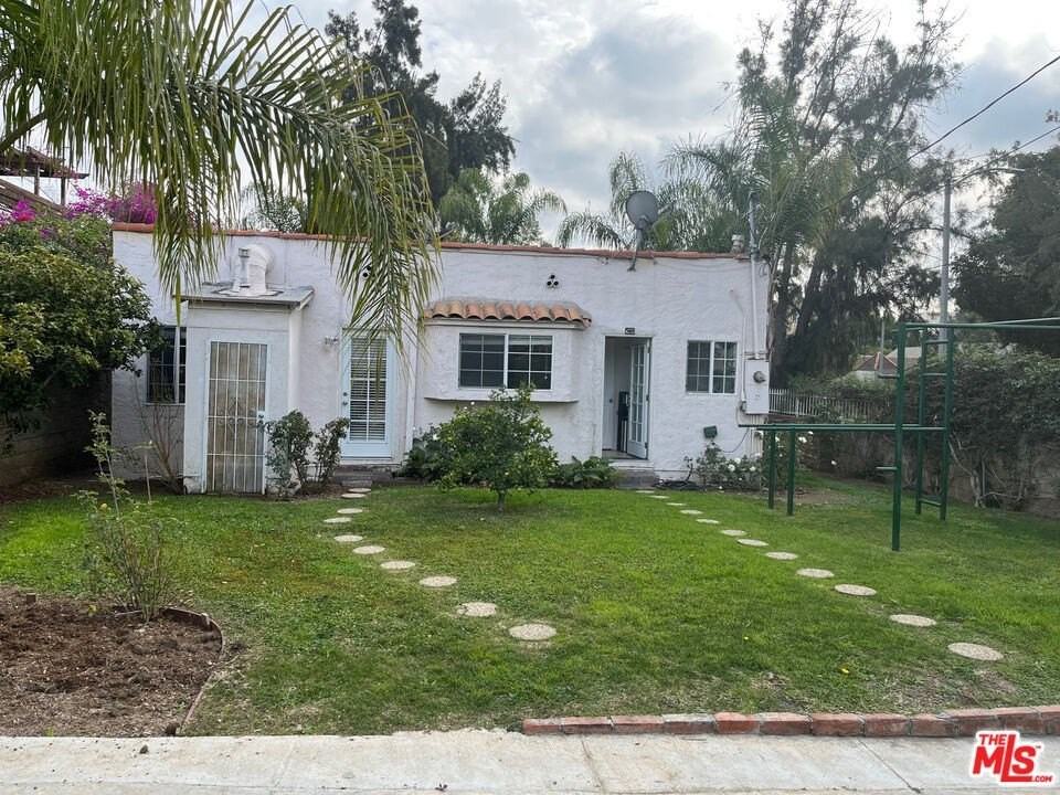 101 North La Peer Drive - Photo 7 of 33