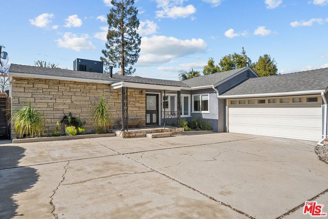 5127 Gaynor Avenue - Photo 2 of 29