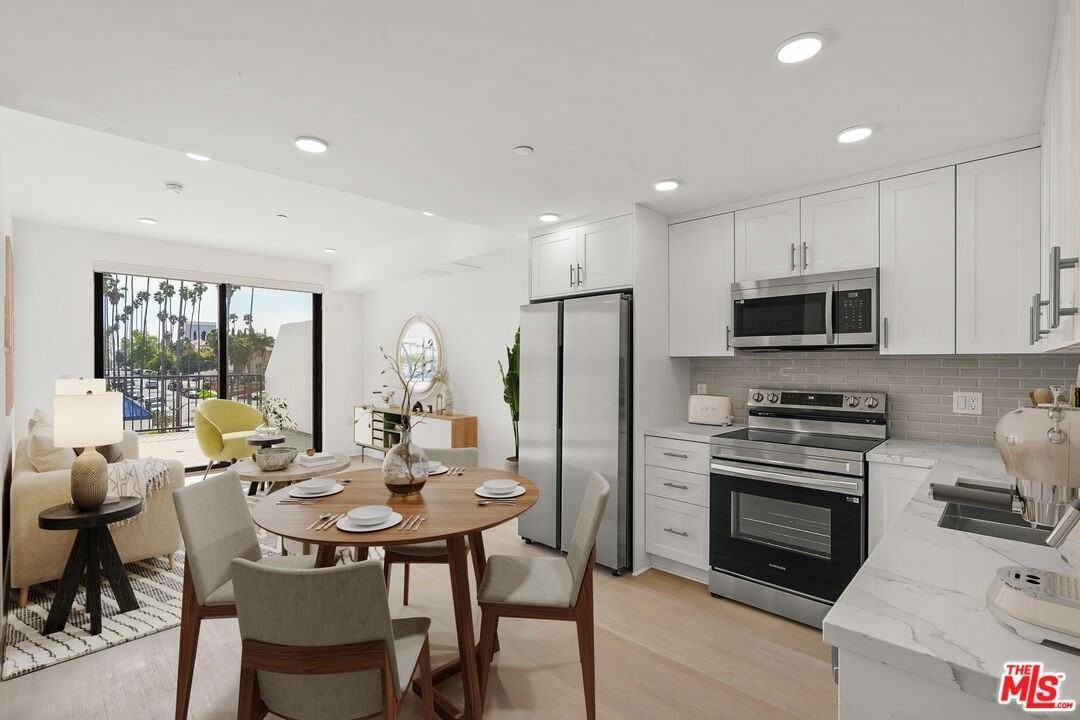 3977 Beverly Boulevard #316 - Photo 4 of 20