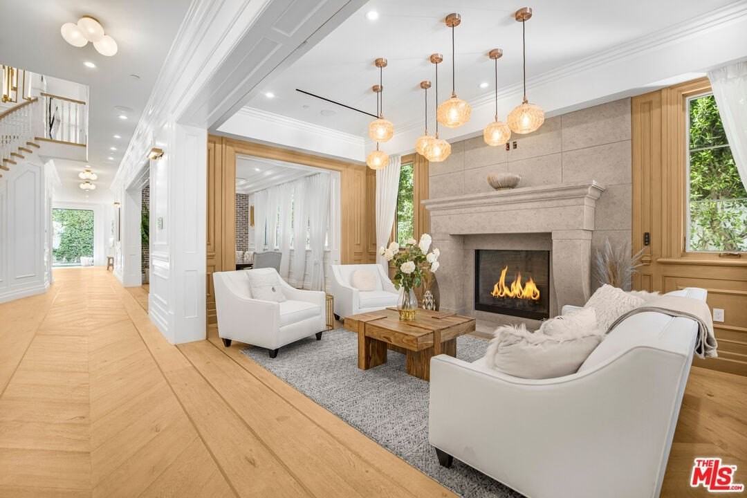 843 North Spaulding Avenue - Photo 5 of 24