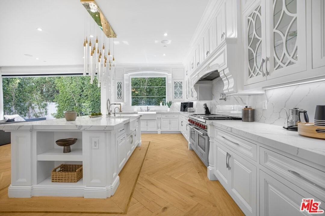 843 North Spaulding Avenue - Photo 6 of 24