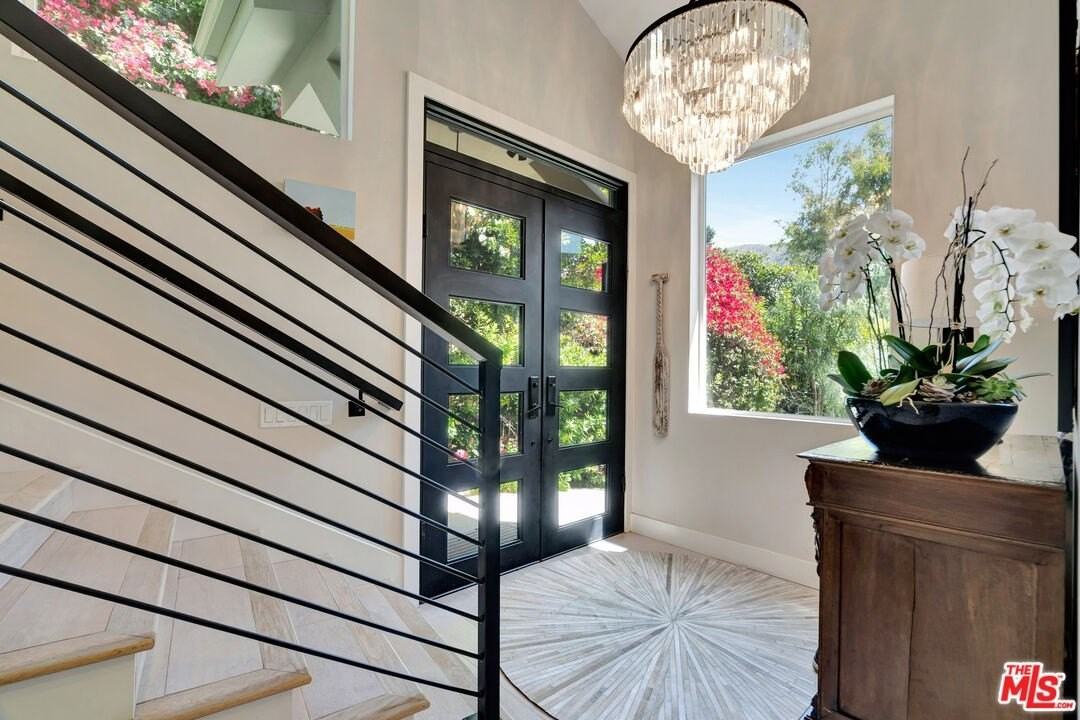 3859 Rambla Pacifico - Photo 6 of 50