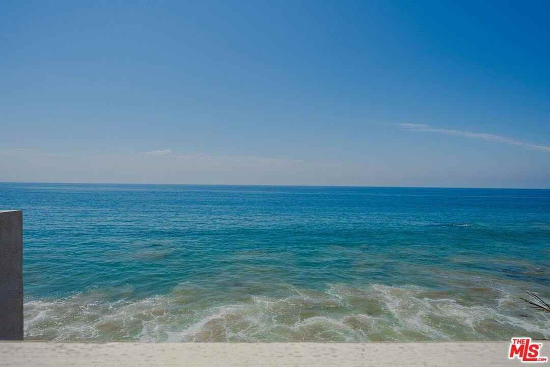 20644 Pacific Coast Hwy - Photo 2 of 32