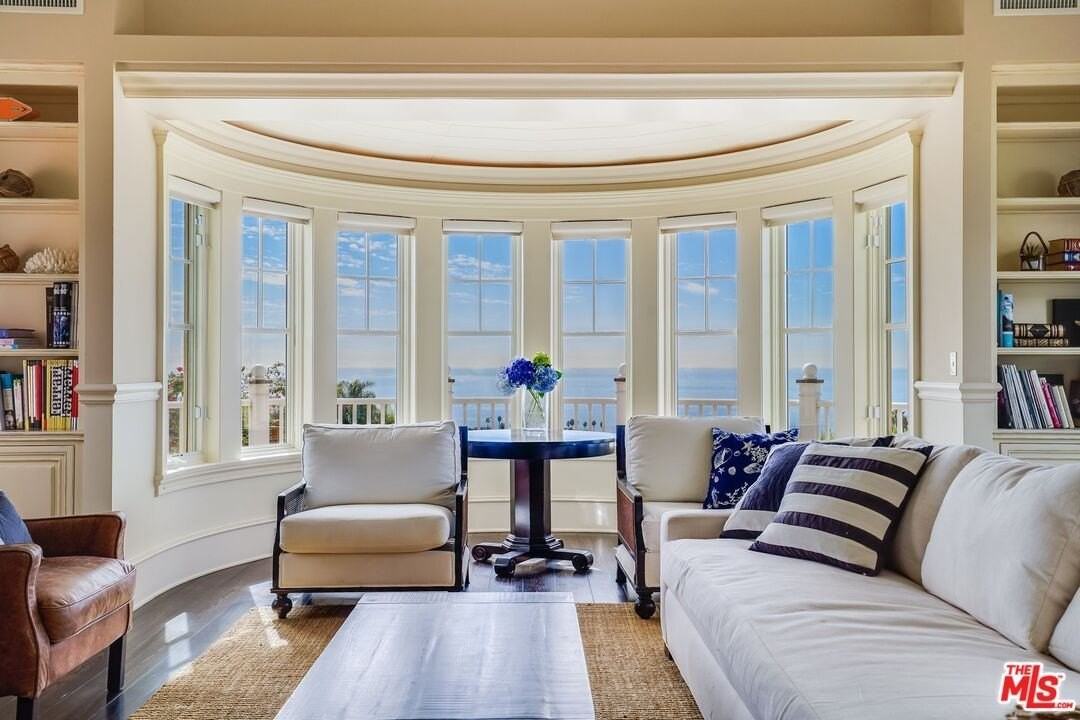 6277 Sea Star Drive - Photo 4 of 50