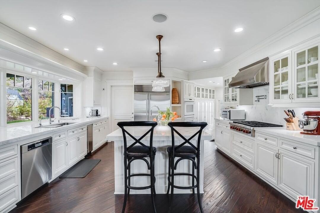 6277 Sea Star Drive - Photo 6 of 50