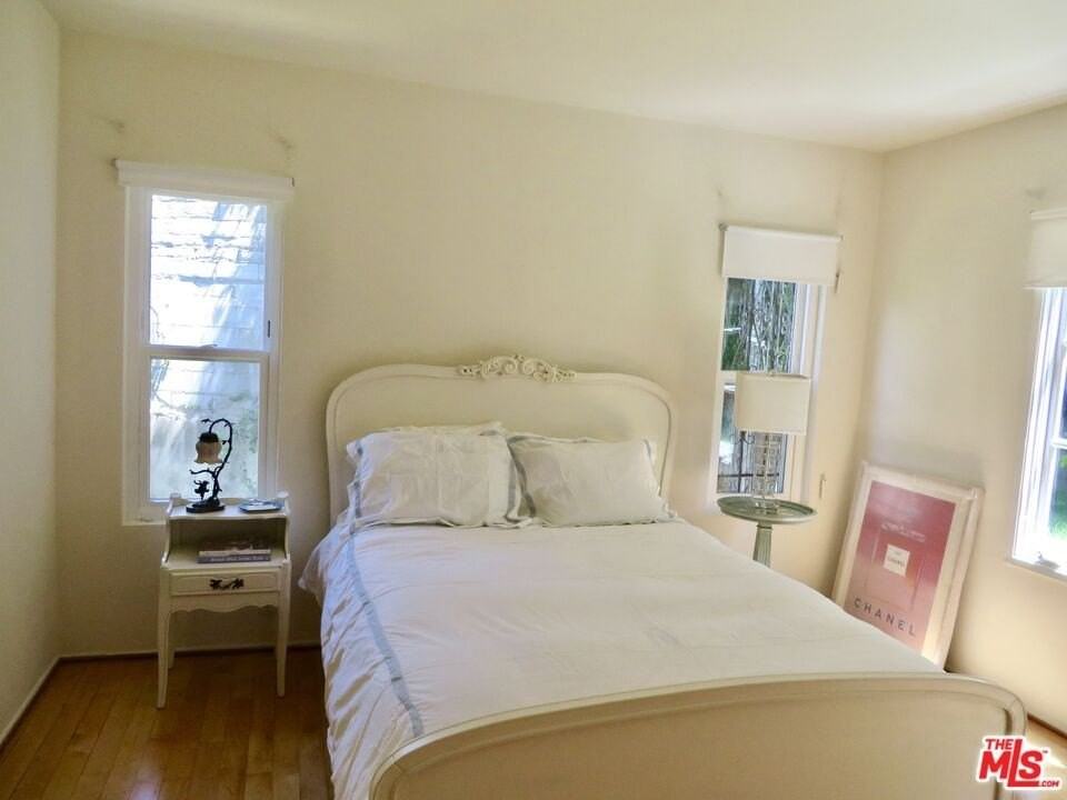 811 Linda Flora Dr - Photo 5 of 13