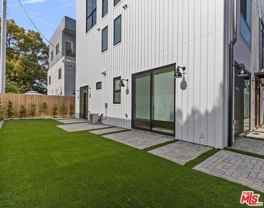 4823 Satsuma Avenue - Photo 1 of 1