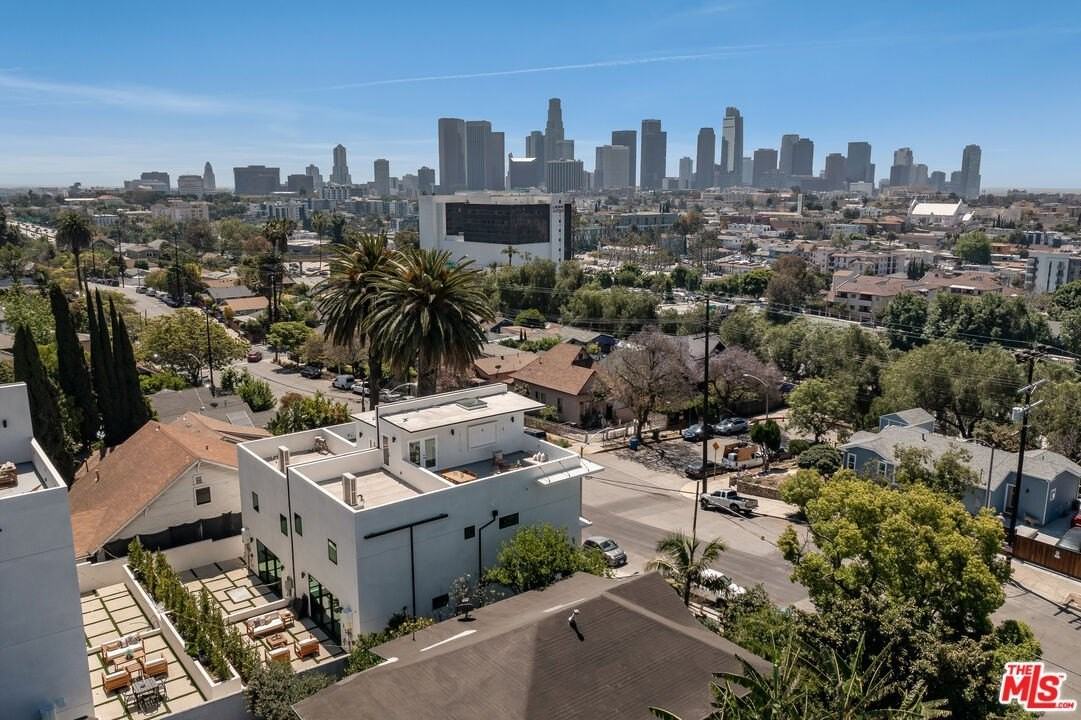 2003 Bellevue Avenue - Photo 2 of 30