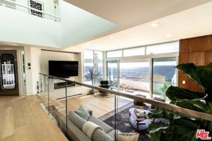 featured image of 21349 Rambla Vista