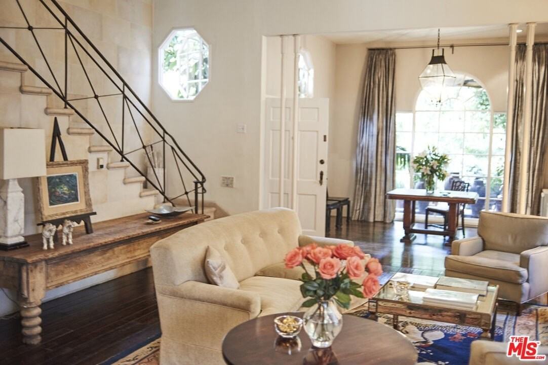 1448 North Laurel Avenue - Photo 7 of 43