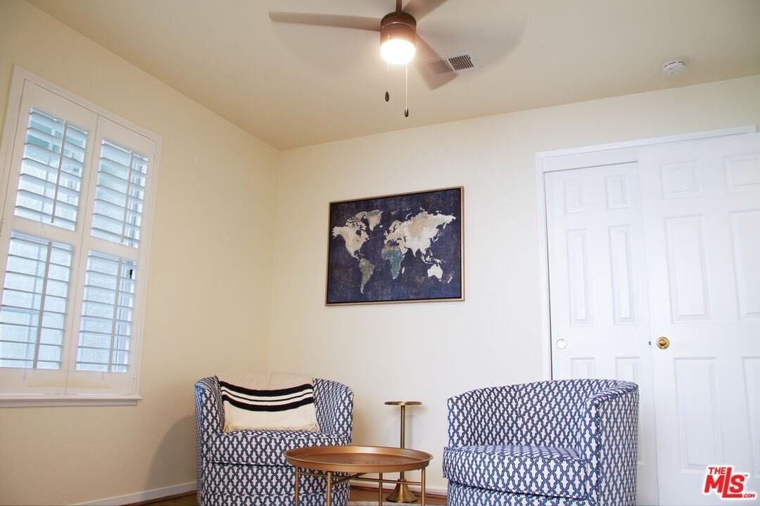 8506 Blue Heron Dr - Photo 7 of 32