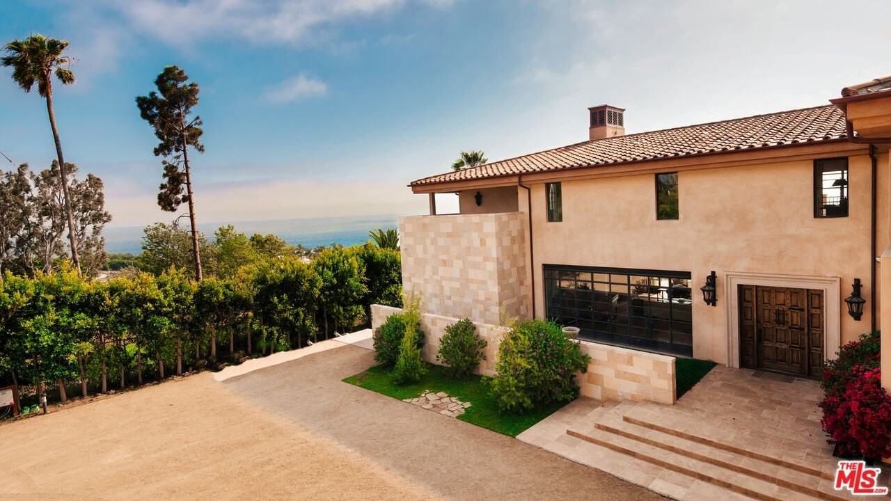 5849 Filaree Heights Road - Photo 5 of 39