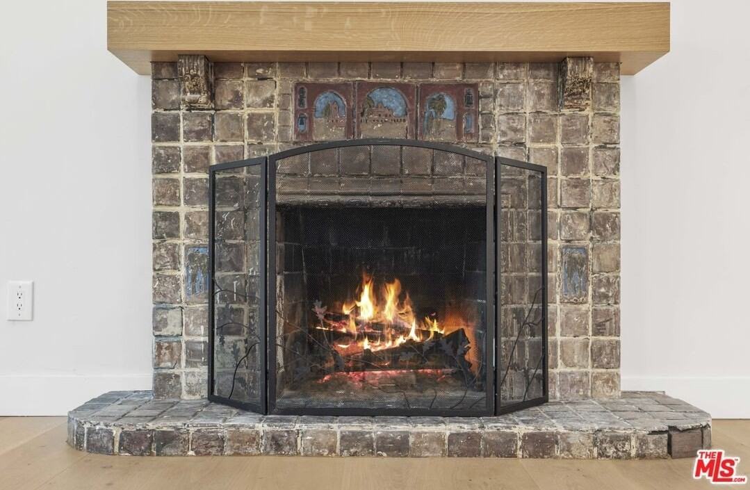 11151 Hortense Street - Photo 7 of 48