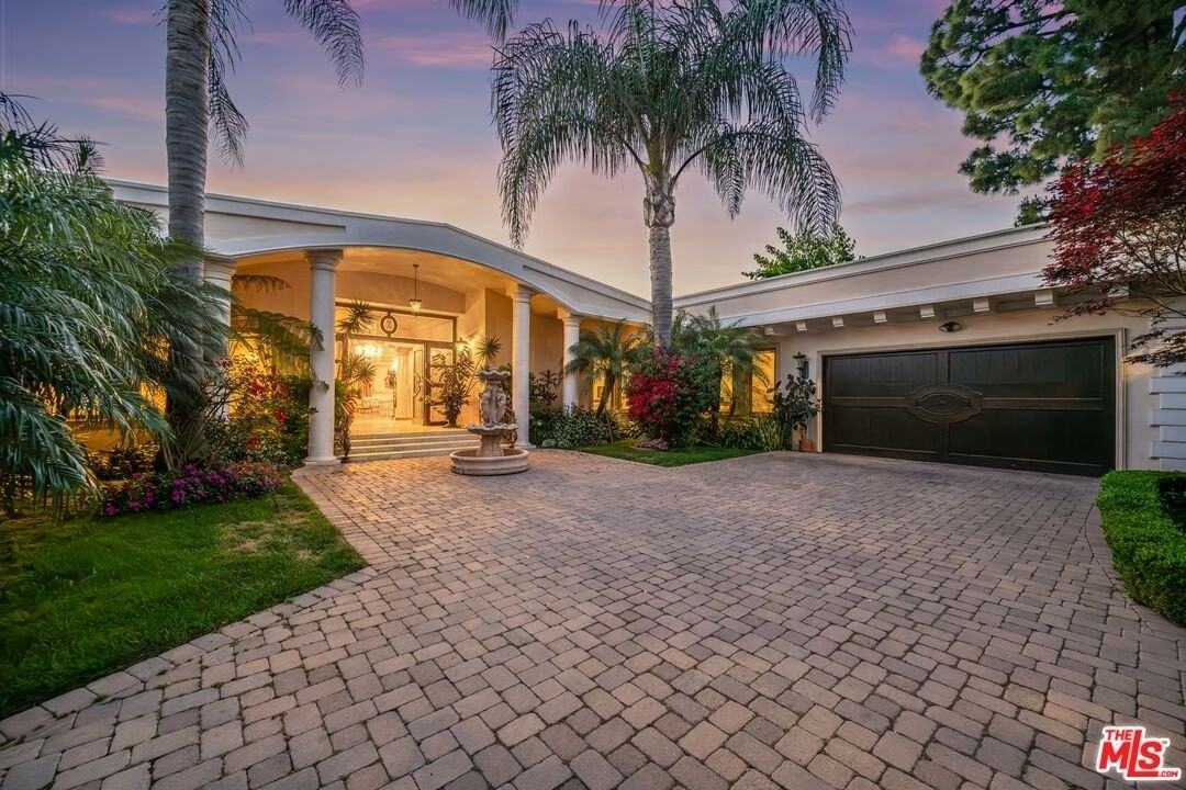 1575 Alexis Place - Photo 2 of 50