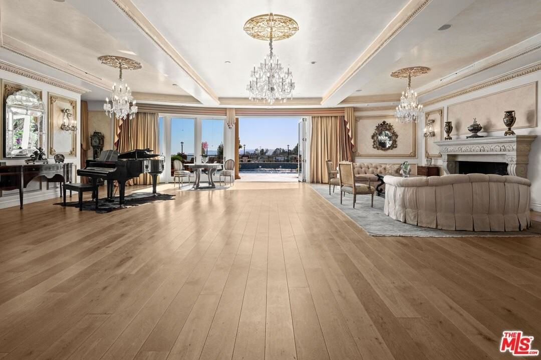 1575 Alexis Place - Photo 7 of 50