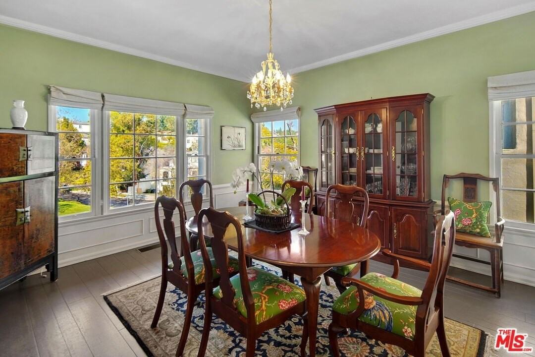 10614 Le Conte Avenue - Photo 5 of 33