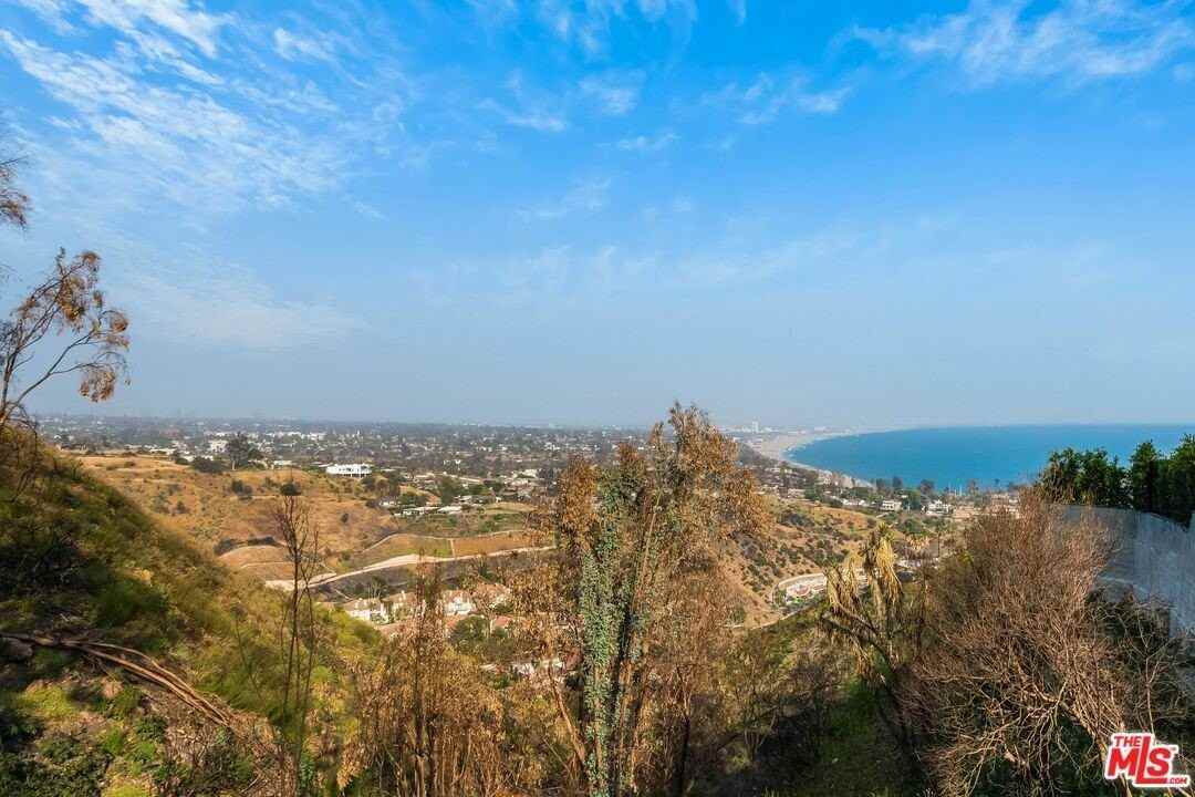 770 Paseo Miramar - Photo 3 of 27