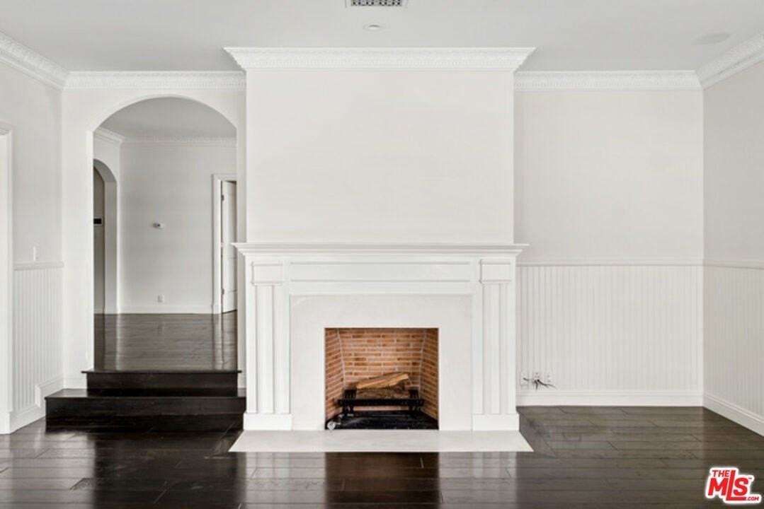 9233 1/2 Doheny Rd - Photo 4 of 17