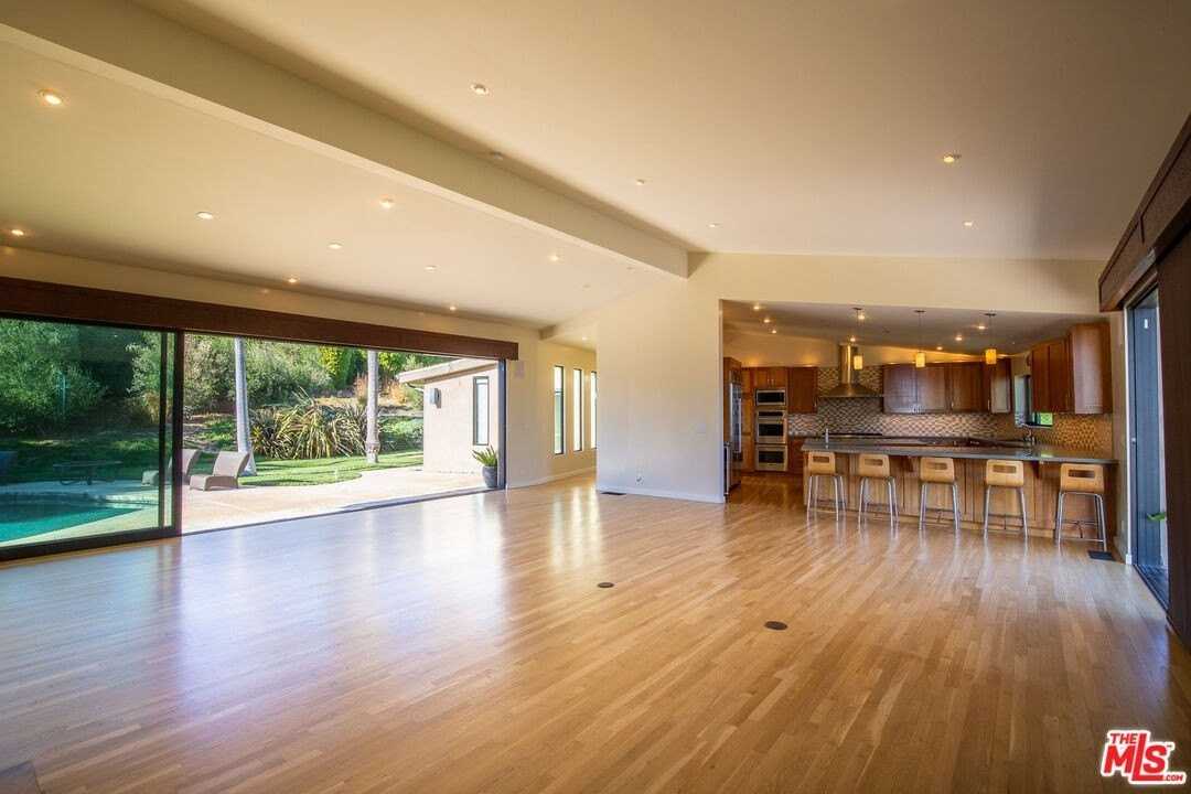 20247 Piedra Chica Road - Photo 5 of 22