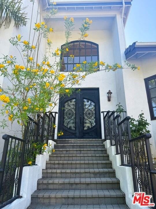 15020 Encanto Drive - Photo 2 of 25