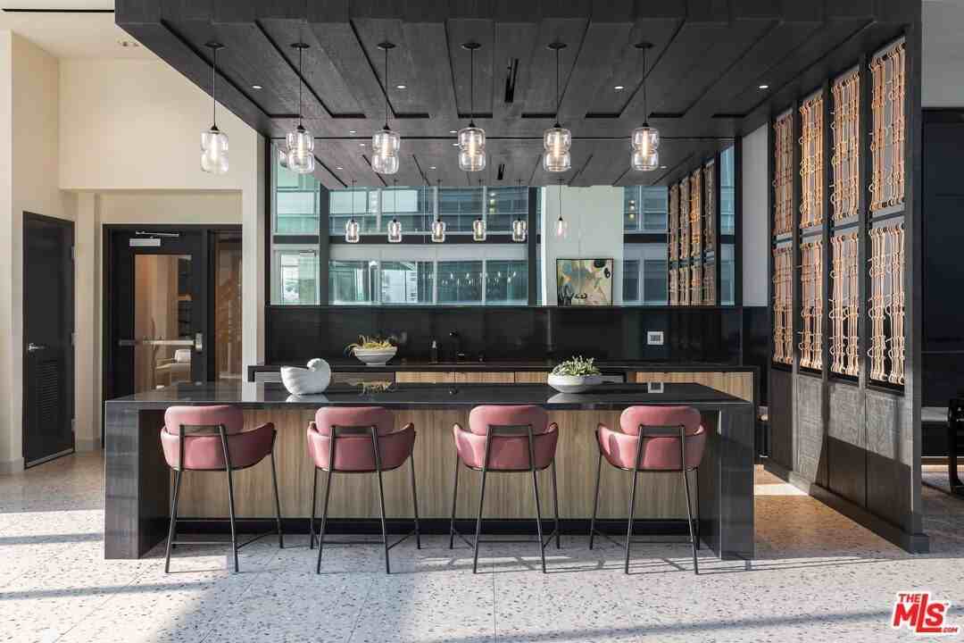 601 11th Avenue - Photo 6 of 50