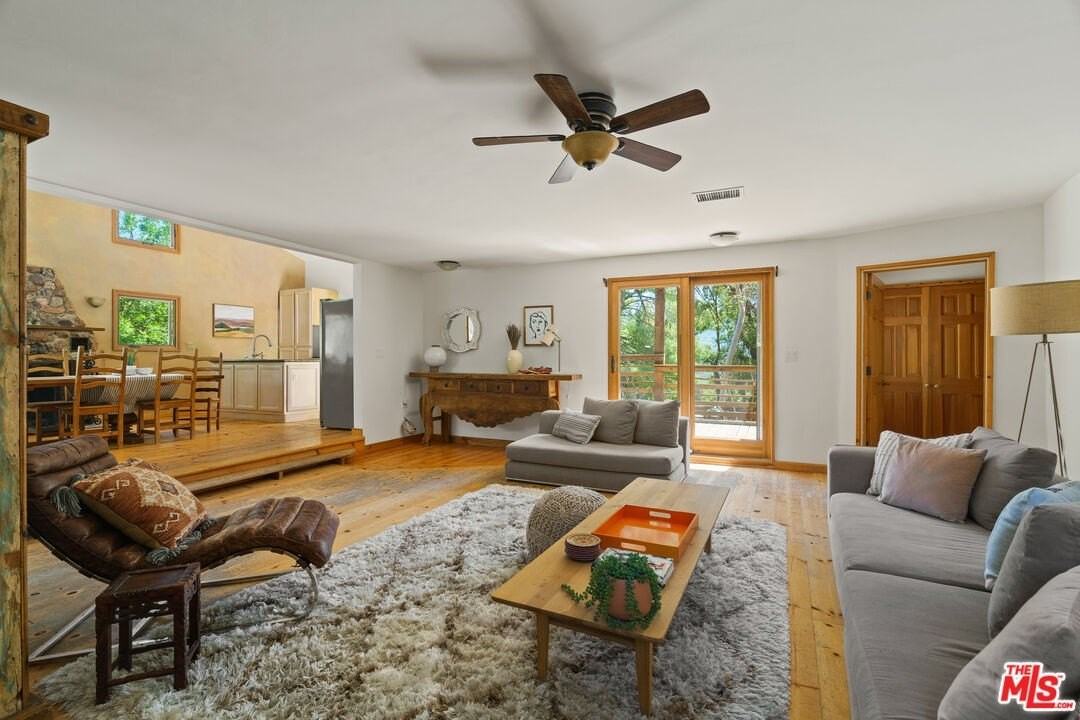 2026 Topanga Skyline Drive - Photo 7 of 35