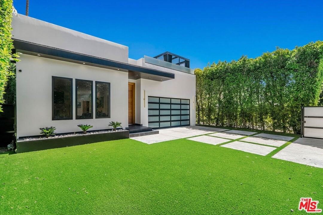 4540 Sylmar Avenue - Photo 5 of 37