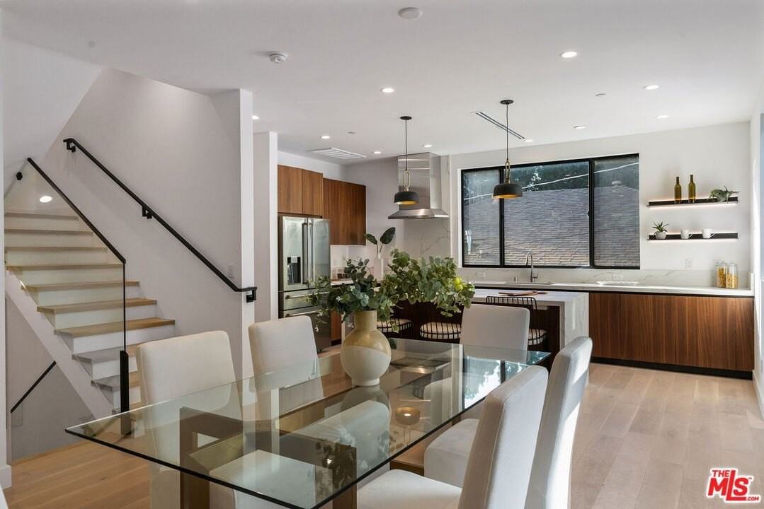 2915 Avenel Terrace - Photo 6 of 23