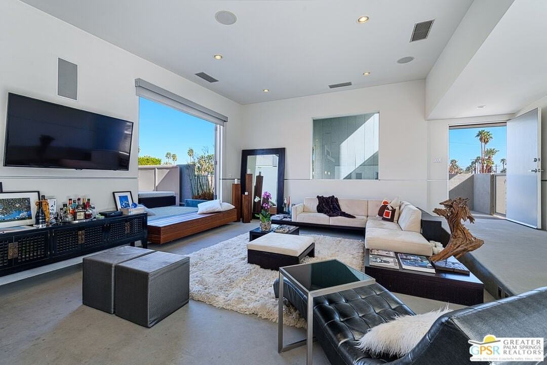 1947 S Joshua Tree Pl - Photo 5 of 41