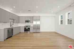 910 North Hudson Avenue #1-2 - Photo 1 of 1