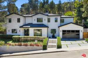 featured image of 1319 Marinette Road