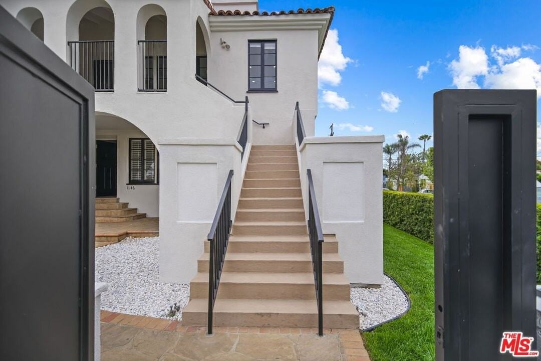 1148 South Stanley Avenue - Photo 2 of 27