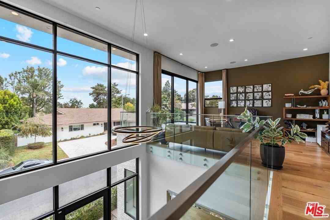 3553 Alana Drive - Photo 3 of 35