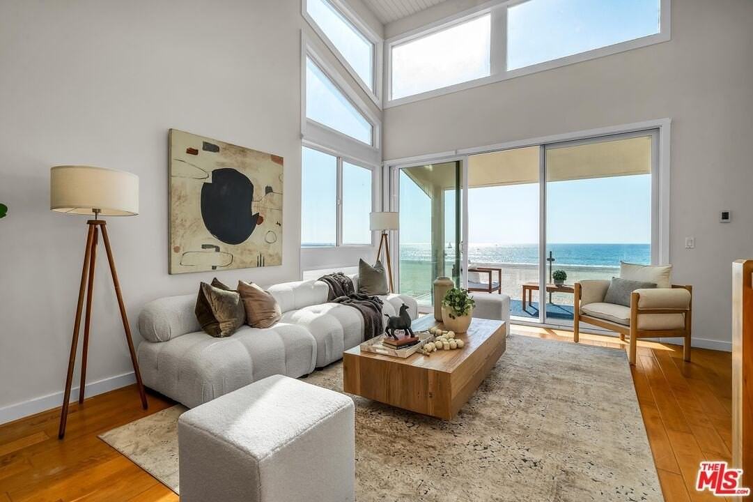 4 Lighthouse Street #13 - Photo 2 of 38