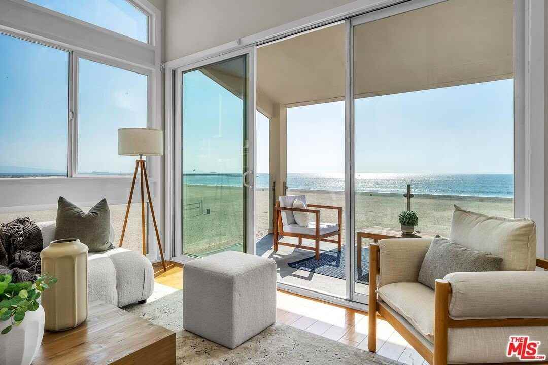 4 Lighthouse Street #13 - Photo 5 of 38