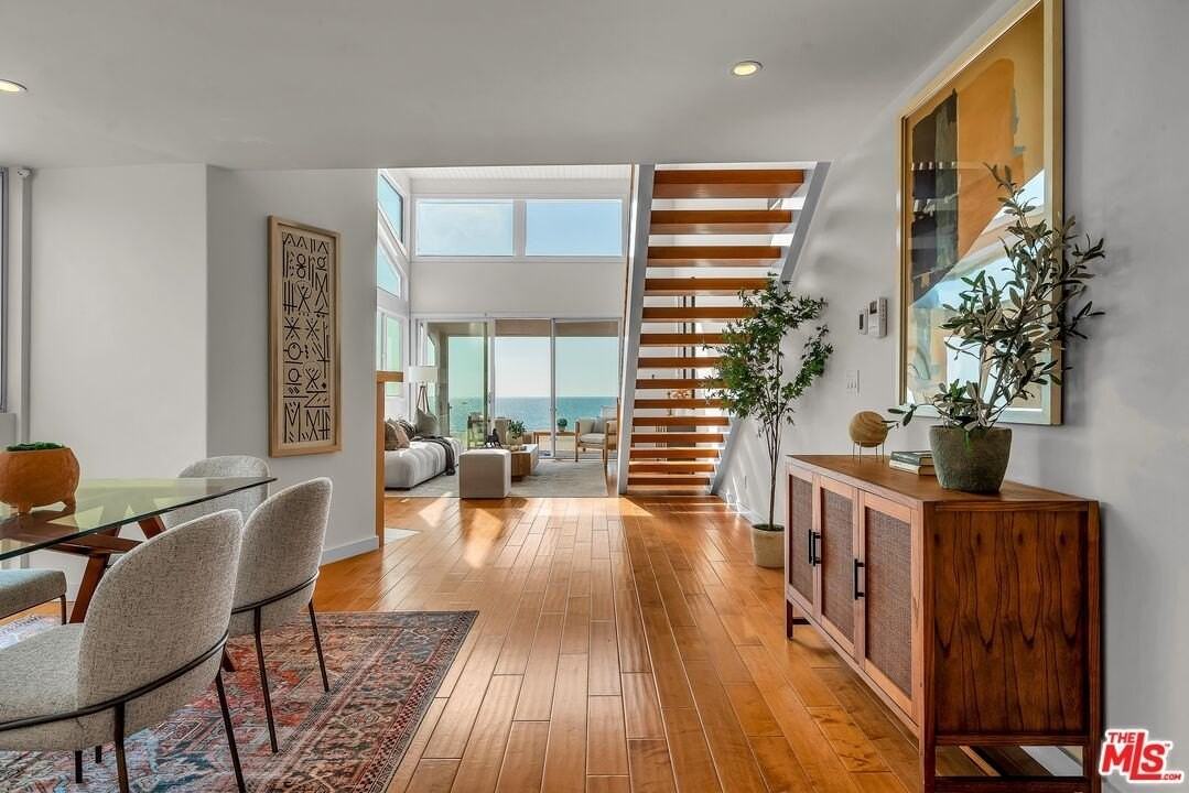 4 Lighthouse Street #13 - Photo 7 of 38