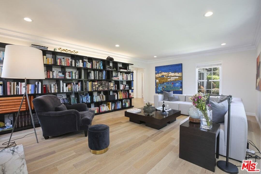 3028 Motor Avenue - Photo 6 of 44