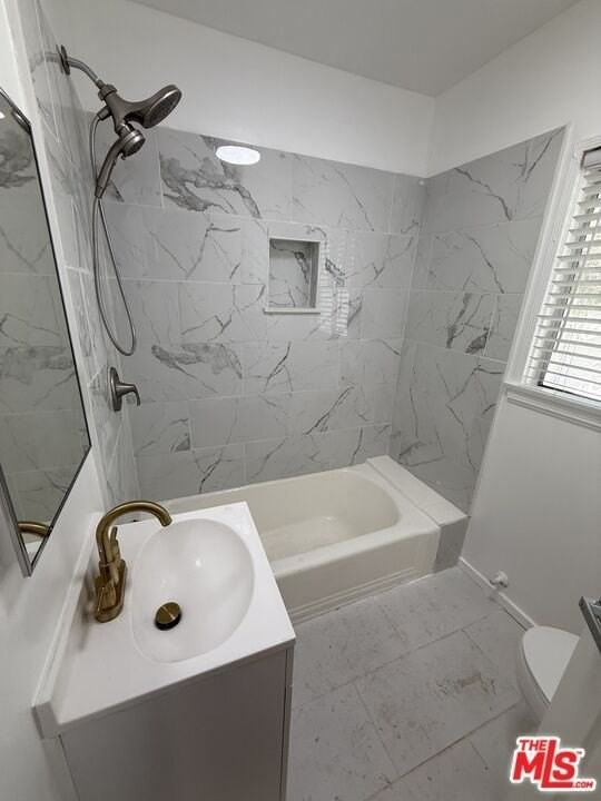 1543 11th Street #D - Photo 7 of 11