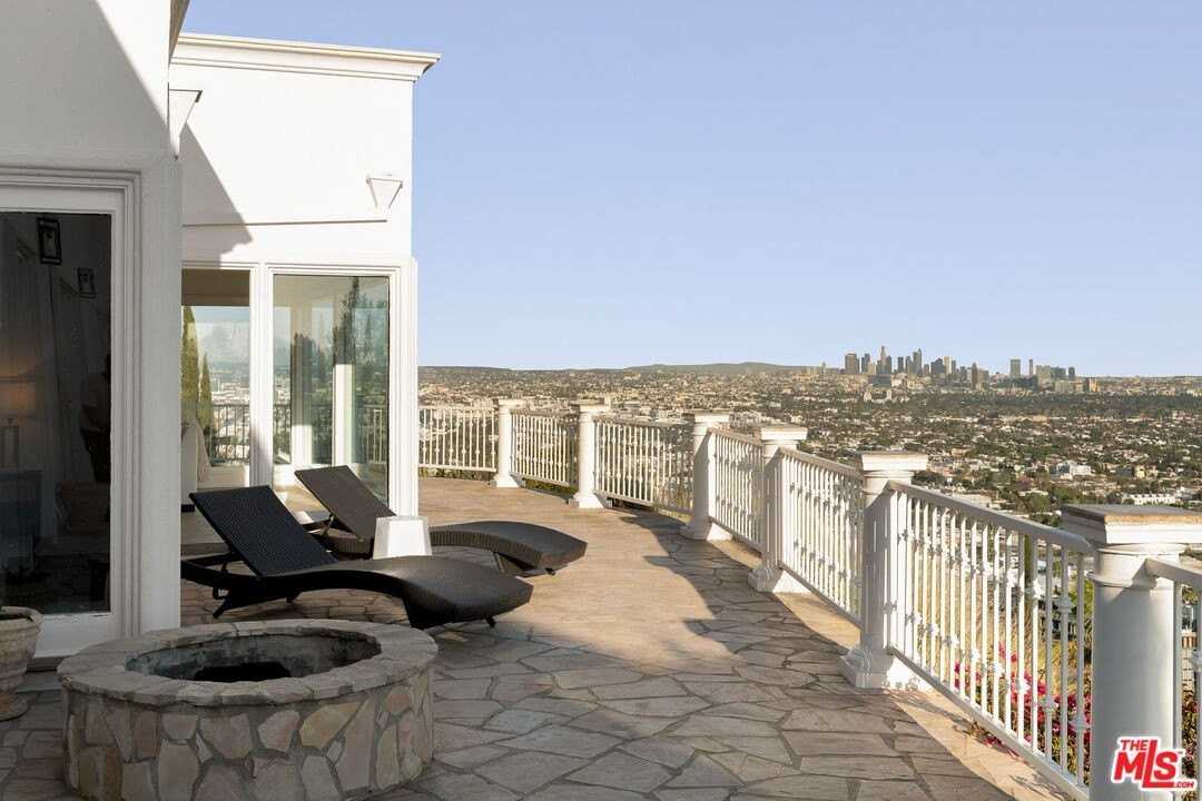 8527 Hedges Way - Photo 7 of 25