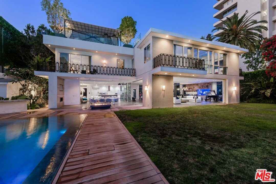 1111 1111 Sierra Alta Way - Photo 3 of 50