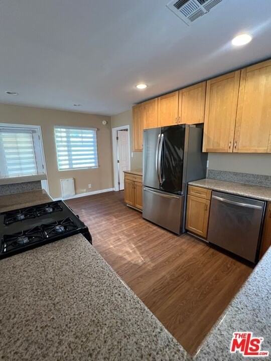 17844 Hartland Street - Photo 6 of 18