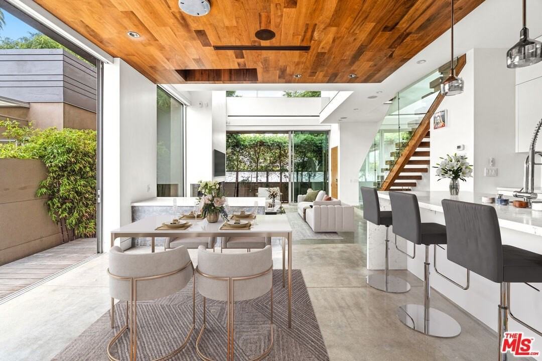 524 Rialto Avenue - Photo 3 of 43